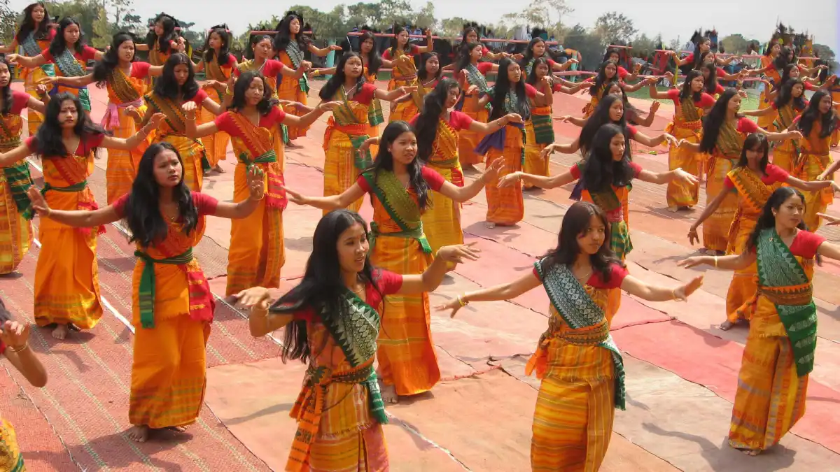 Over 10,000 Artistes to Perform Bagurumba in Guwahati on Jan 17
